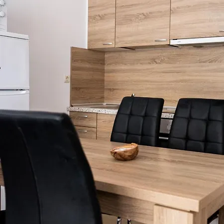 Casa Real Ii Frontline Apartment *