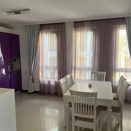 Casa Real Ii Frontline *