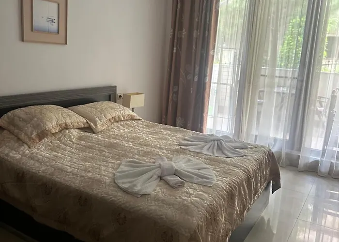 Casa Real Ii Frontline *